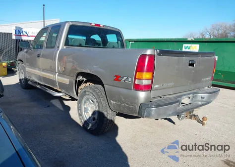 2002 Chevrolet Silverado 1500 Ls z USA, uszkodzony, nr VIN 2GCEK19T721204627